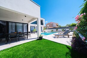 Villa Antonia