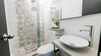 Moet Medellin Hotel