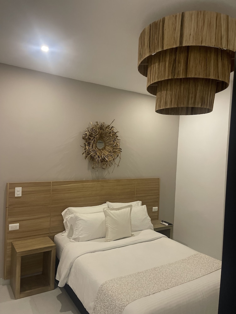 Moet Medellin Hotel
