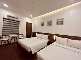 Marina Hotel