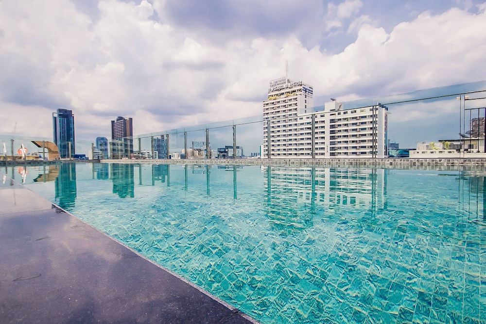 Pannarai Hotel Bangkok (Rangnam)
