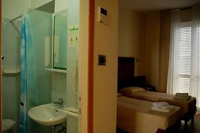 Hotel Arno