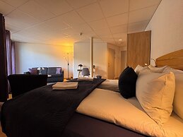 Arctic Inn