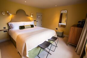 The Falcon Hotel