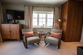 The Falcon Hotel