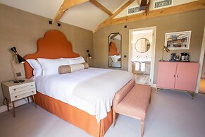 The Falcon Hotel