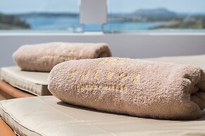 Theros Luxury Villas