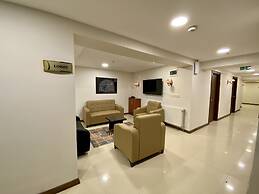 Grand Life Hotel