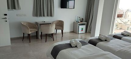 La Veranda Hotel