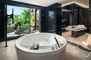 The Gems Mining Pool Villas Pattaya