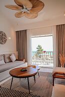 Pilos Suites