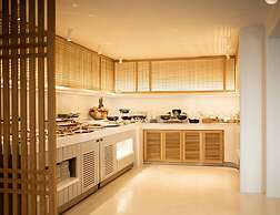 Pilos Suites