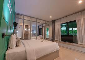 Tiny Krabi Hotel