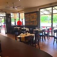 Hotel Lira