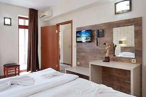 Hotel Lira