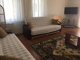Ugurevler Apart