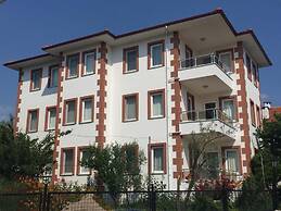 Ugurevler Apart