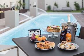 Giafra Rooms