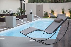 Giafra Rooms