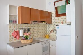 House Esperia