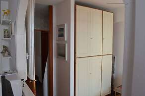 House Esperia