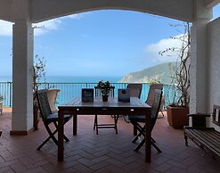 House Mediterraneo