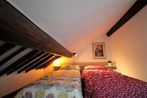 ILA1505 House Golia