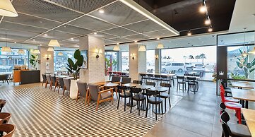 Hotel the Naksan