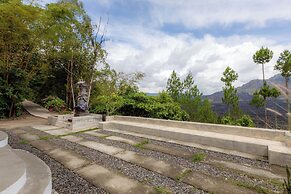 Sari Sky Villa