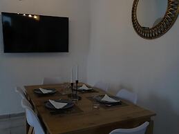 Santoriviera House