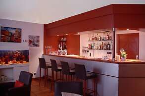 L'Embleme Boutique Hotel