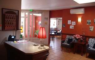 L'Embleme Boutique Hotel