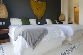 Sanyama Holbox