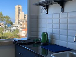 Maya Guest House Panoramic Sea&City view