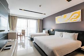 4616 - Studio With Balcony & Pool Near Patong Beach