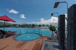 4616 - Studio With Balcony & Pool Near Patong Beach