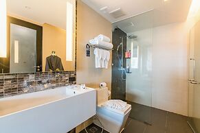 4616 - Studio With Balcony & Pool Near Patong Beach