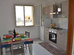 Charming Holiday Home Near The Beach With A Terrace, Pets