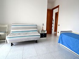 Charming Holiday Home Near The Beach With A Terrace, Pets