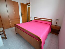 Charming Holiday Home Near The Beach With A Terrace, Pets