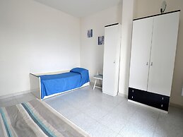 Charming Holiday Home Near The Beach With A Terrace, Pets