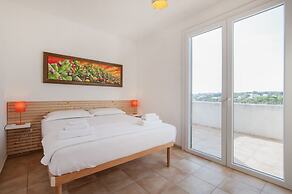 Apartment With Pool And Panoramic Terrace