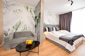 Park Studio Cismigiu Gardens - Quiet Room - Smart Tv