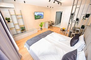 Park Studio Cismigiu Gardens - Quiet Room - Smart Tv