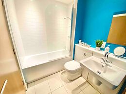 5-bed Townhouse Salford Deep Cleaned