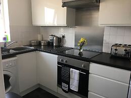 Eaton Ford Green Apartment