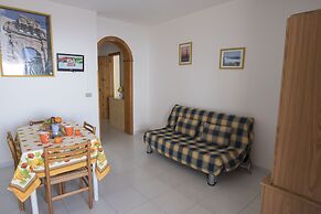 Sea Front Apartment 4 Beds With Balcony 250 Meters From the Beach