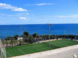 Sea Front Apartment 4 Beds With Balcony 250 Meters From the Beach