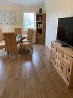Waterfront House 3 BR Parking St Neots Town Centre