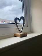 Waterfront House 3 BR Parking St Neots Town Centre